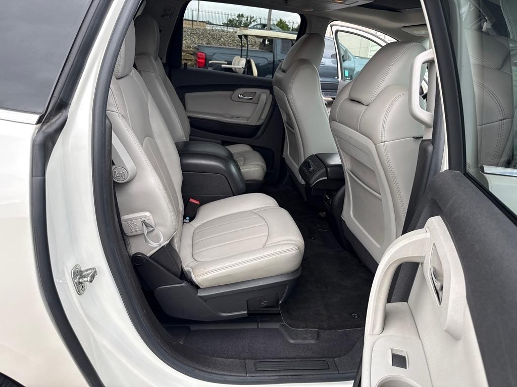 Chevrolet Traverse LTZ AWD 2011