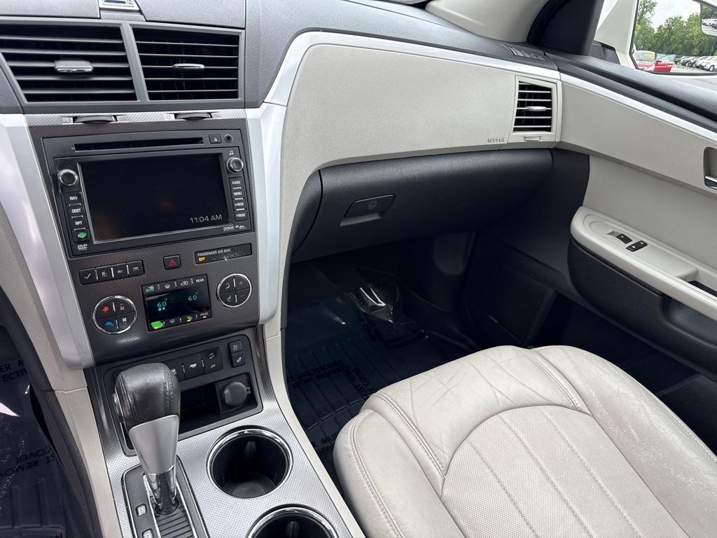 Chevrolet Traverse LTZ AWD 2011