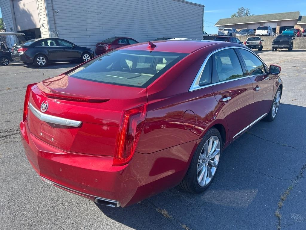 Cadillac XTS Luxury AWD 2013