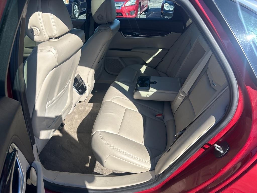 Cadillac XTS Luxury AWD 2013
