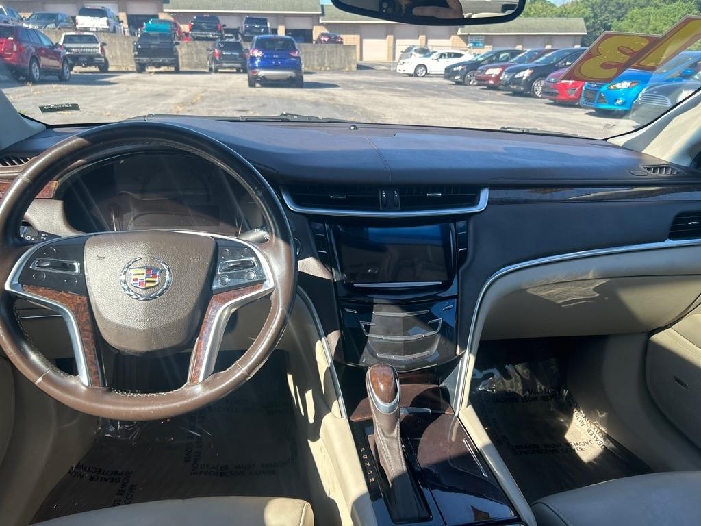 Cadillac XTS Luxury AWD 2013