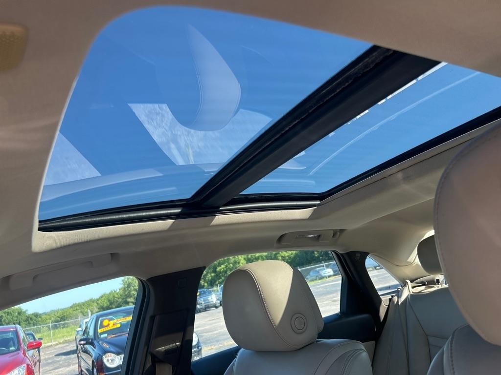 Cadillac XTS Luxury AWD 2013