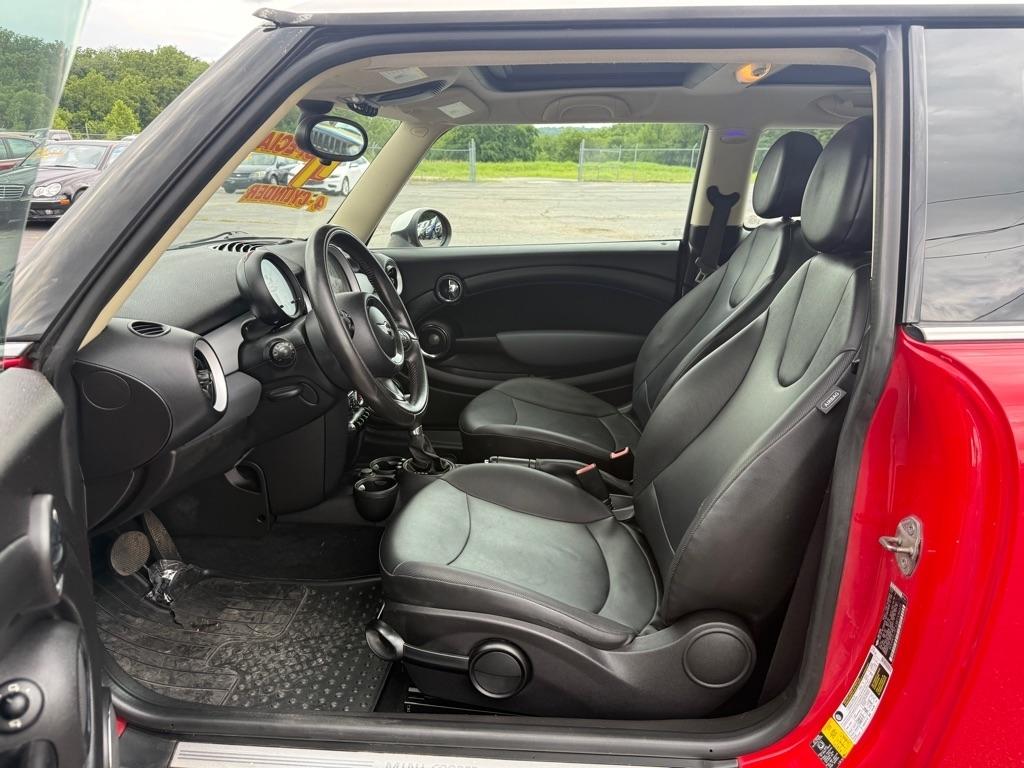 MINI Cooper Base 2011