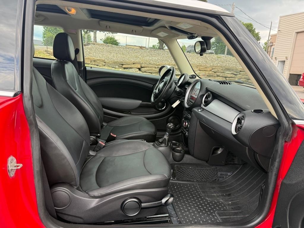MINI Cooper Base 2011