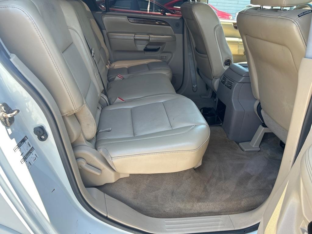 Nissan Armada SL 4WD 2014
