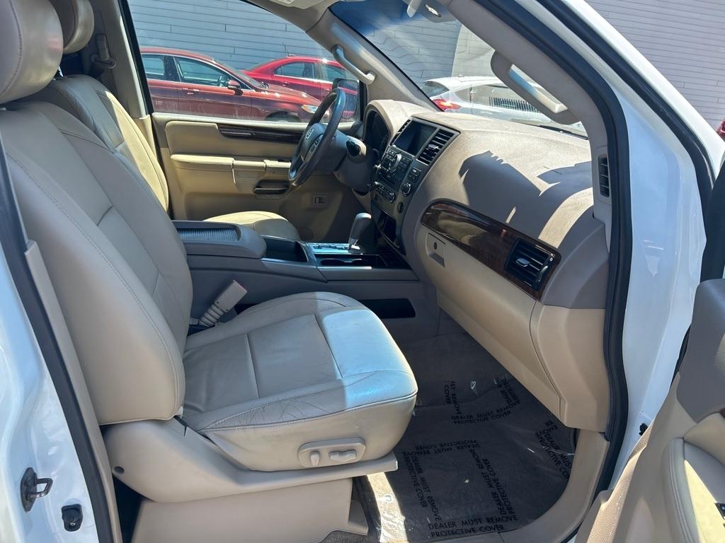 Nissan Armada SL 4WD 2014