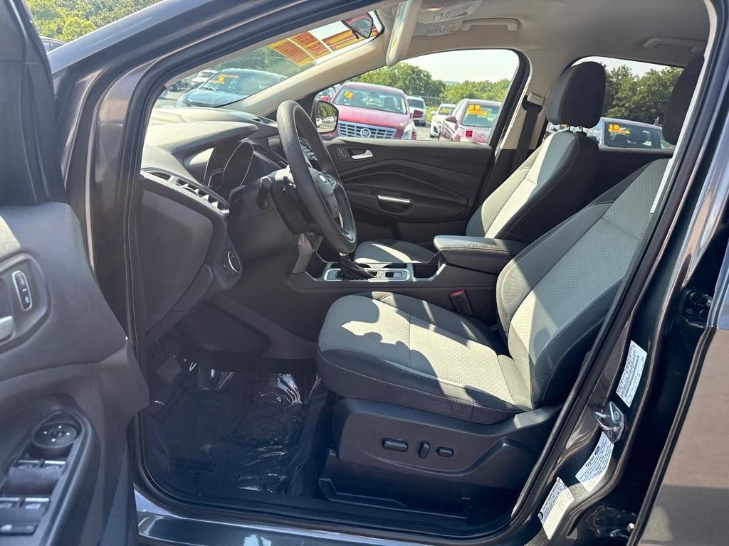 Ford Escape  2017