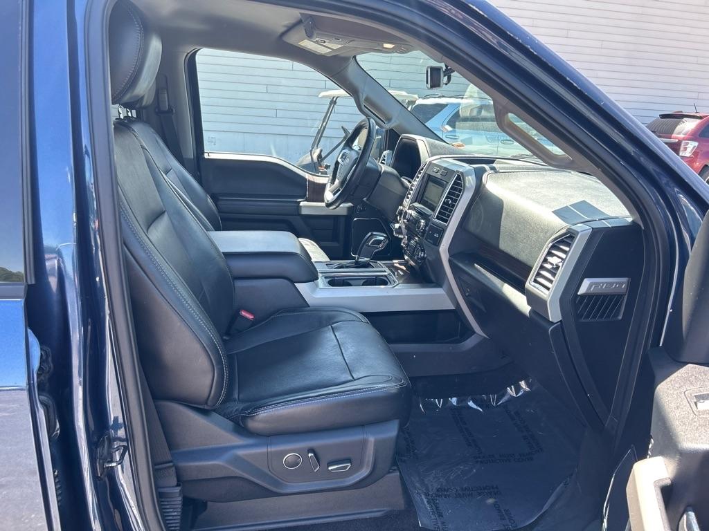 Ford F-150 Lariat SuperCrew 5.5-ft. Bed 4WD 2016