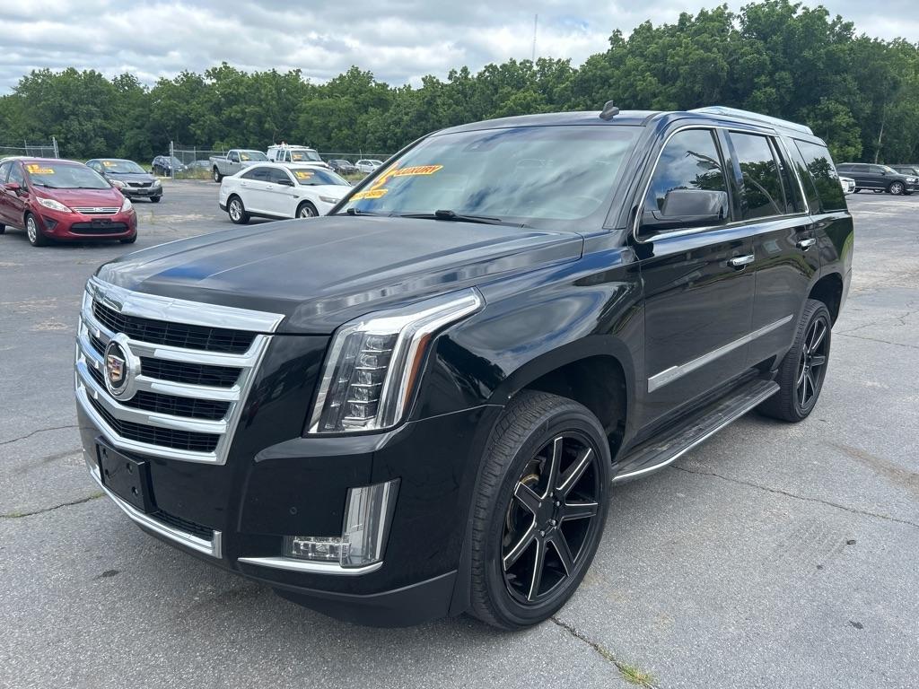Cadillac Escalade Luxury 4WD 2015