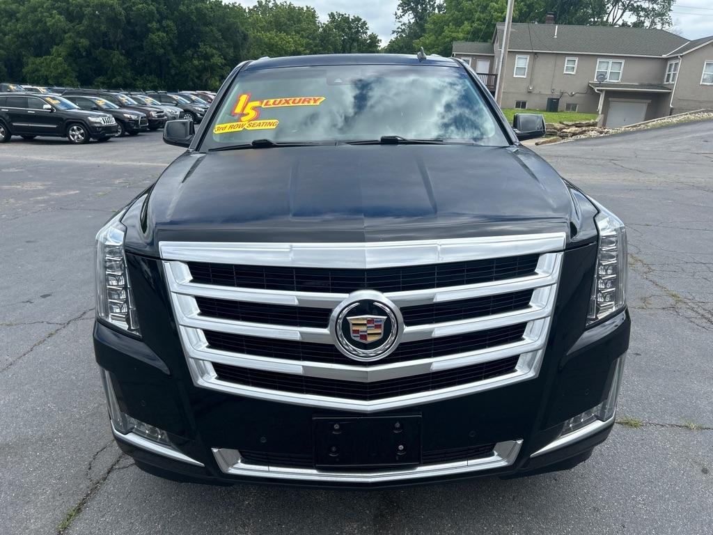 Cadillac Escalade Luxury 4WD 2015