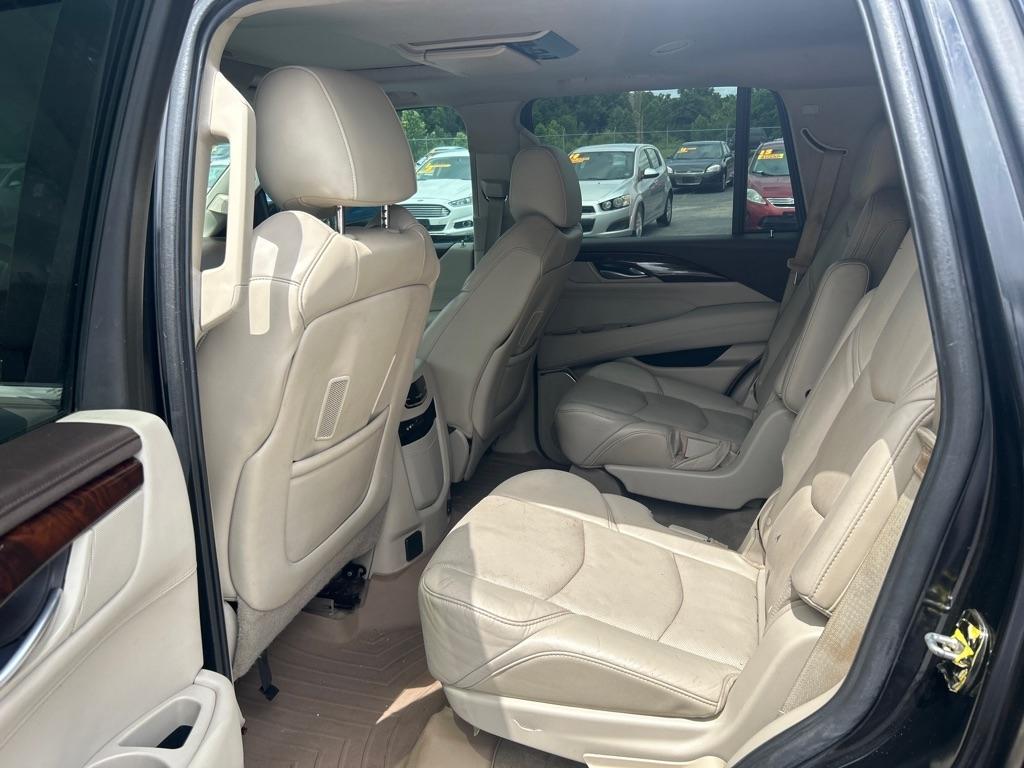 Cadillac Escalade Luxury 4WD 2015