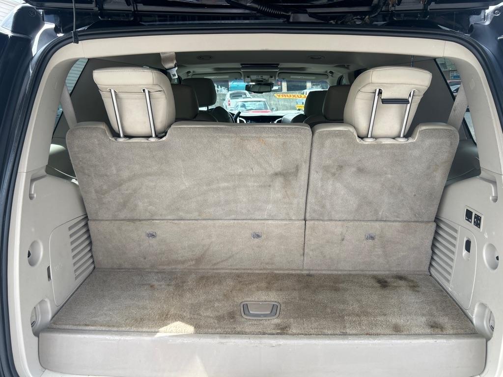Cadillac Escalade Luxury 4WD 2015