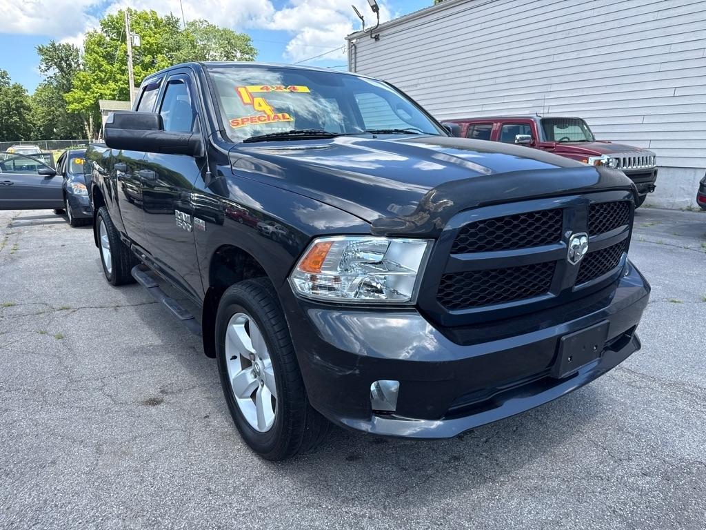 RAM 1500 Tradesman Quad Cab 4WD 2014