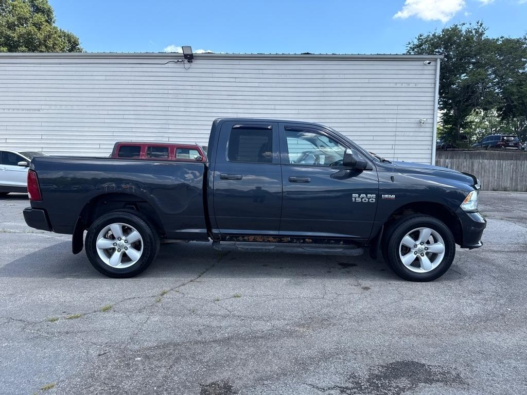 RAM 1500 Tradesman Quad Cab 4WD 2014