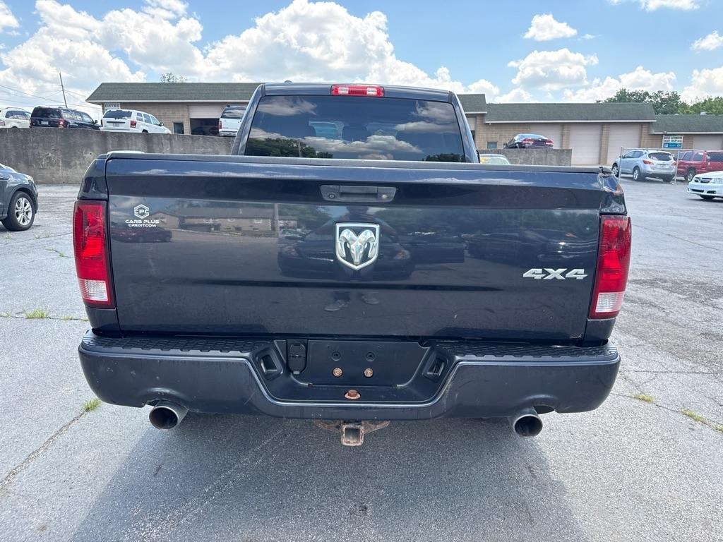 RAM 1500 Tradesman Quad Cab 4WD 2014