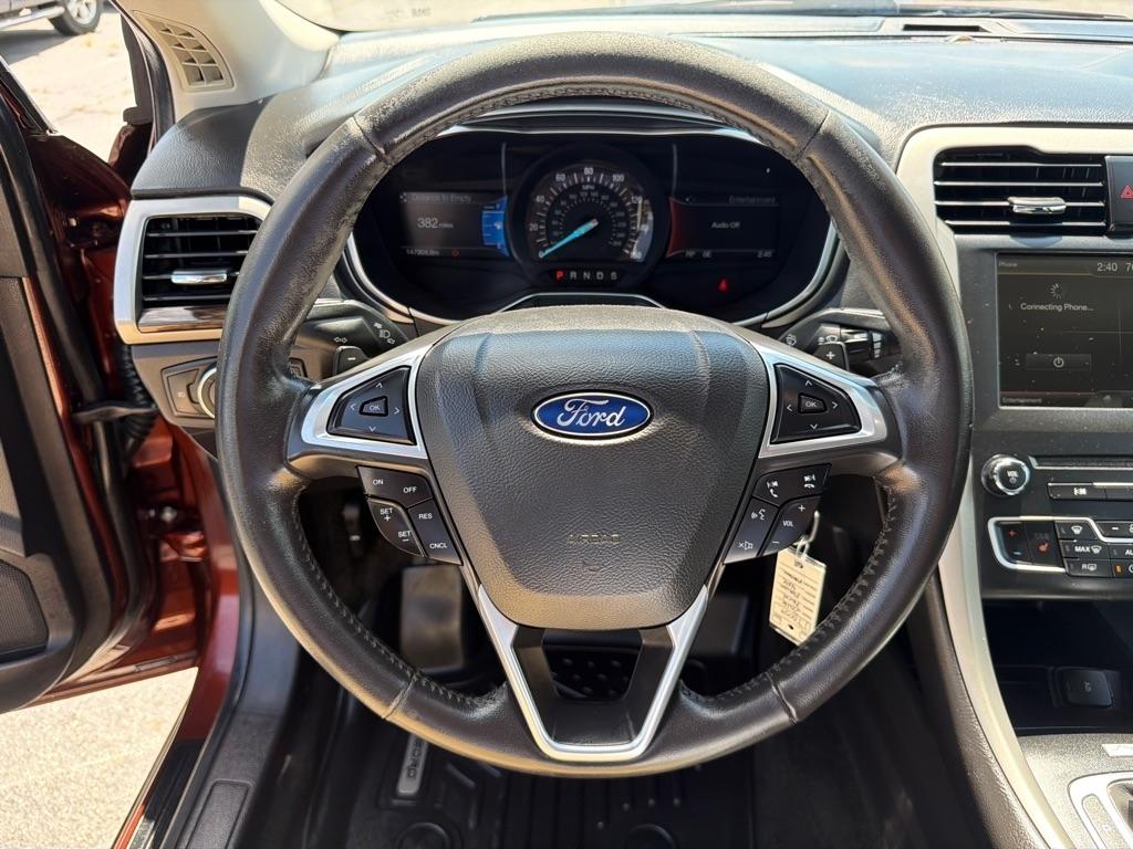 Ford Fusion SE 2016