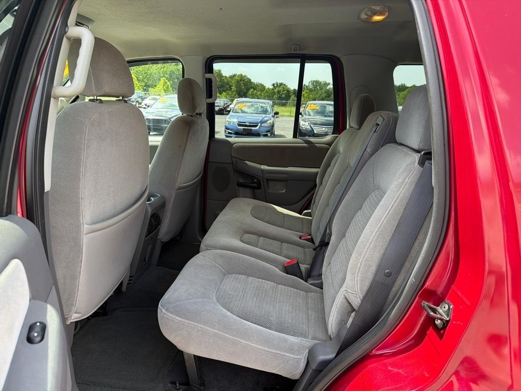 Ford Explorer XLT 4.0L 4WD 2005