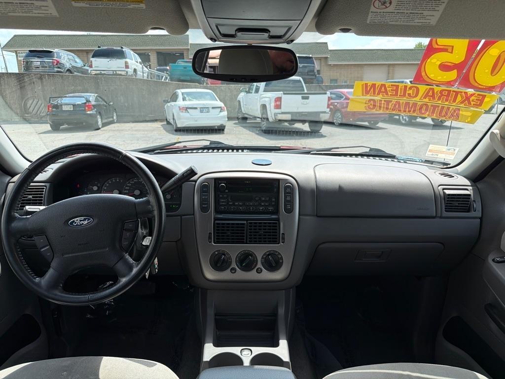 Ford Explorer XLT 4.0L 4WD 2005