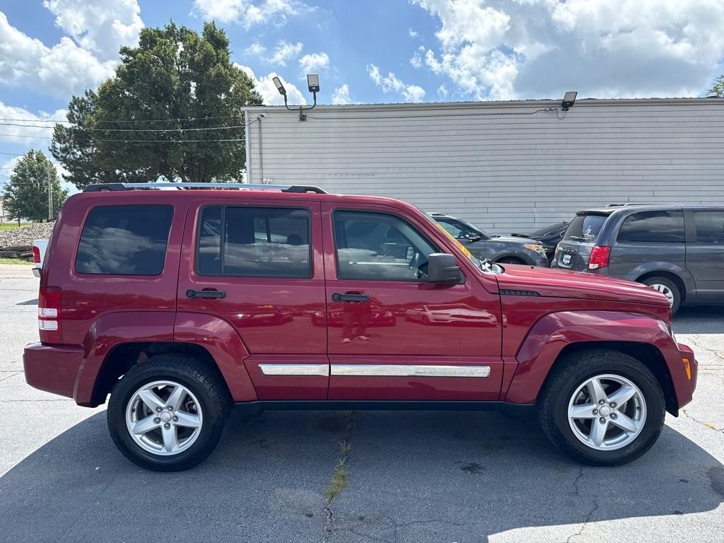 Jeep Liberty Limited 4WD 2011