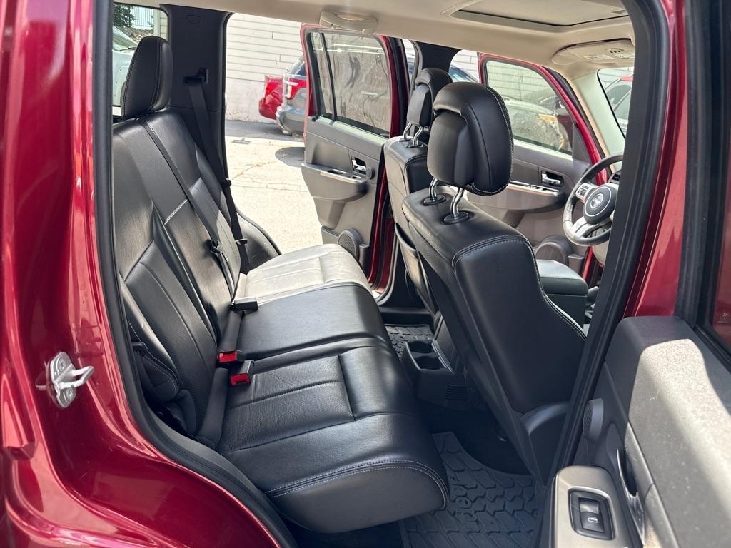 Jeep Liberty Limited 4WD 2011