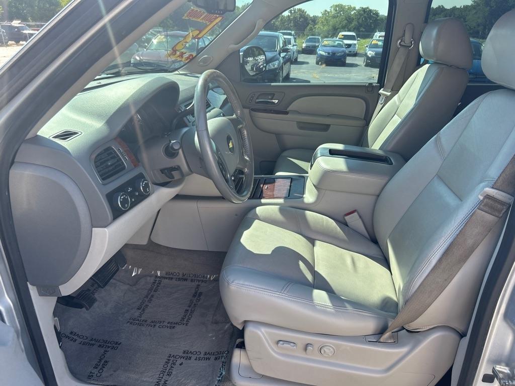 Chevrolet Avalanche LTZ 4WD 2013