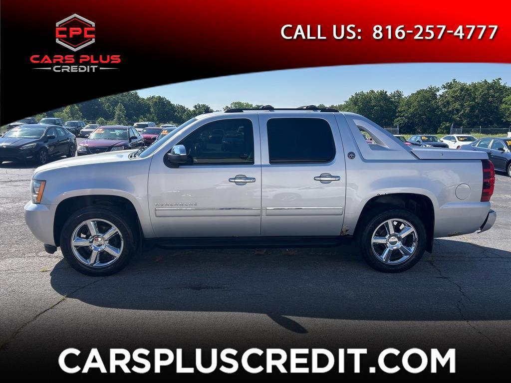 Chevrolet Avalanche LTZ 4WD 2013