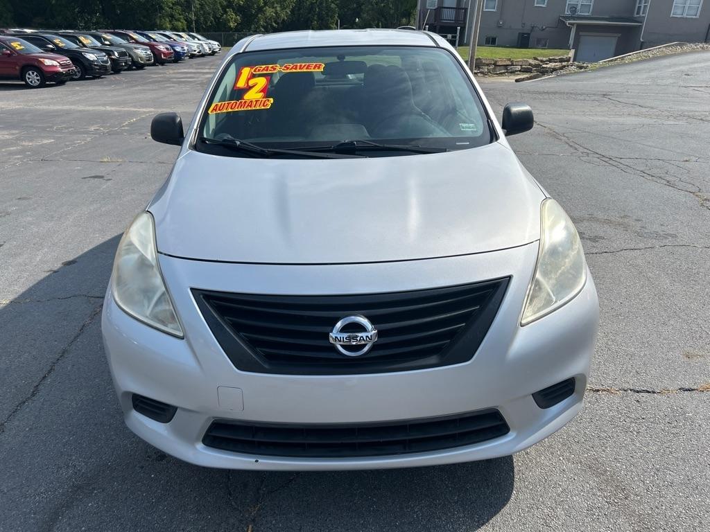Nissan Versa 1.6 S Sedan 2012