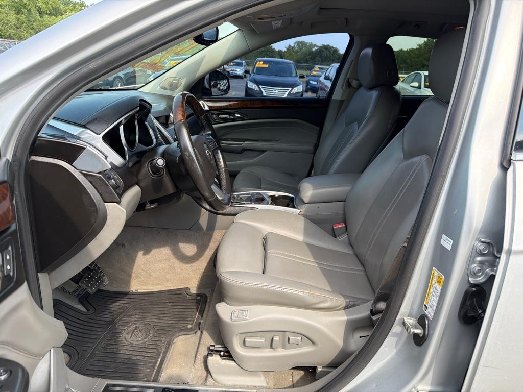 Cadillac SRX Luxury 2012