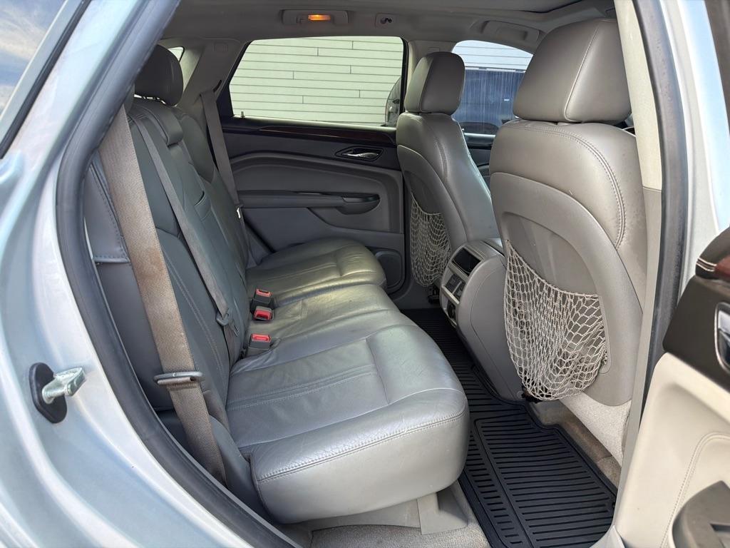 Cadillac SRX Luxury 2012
