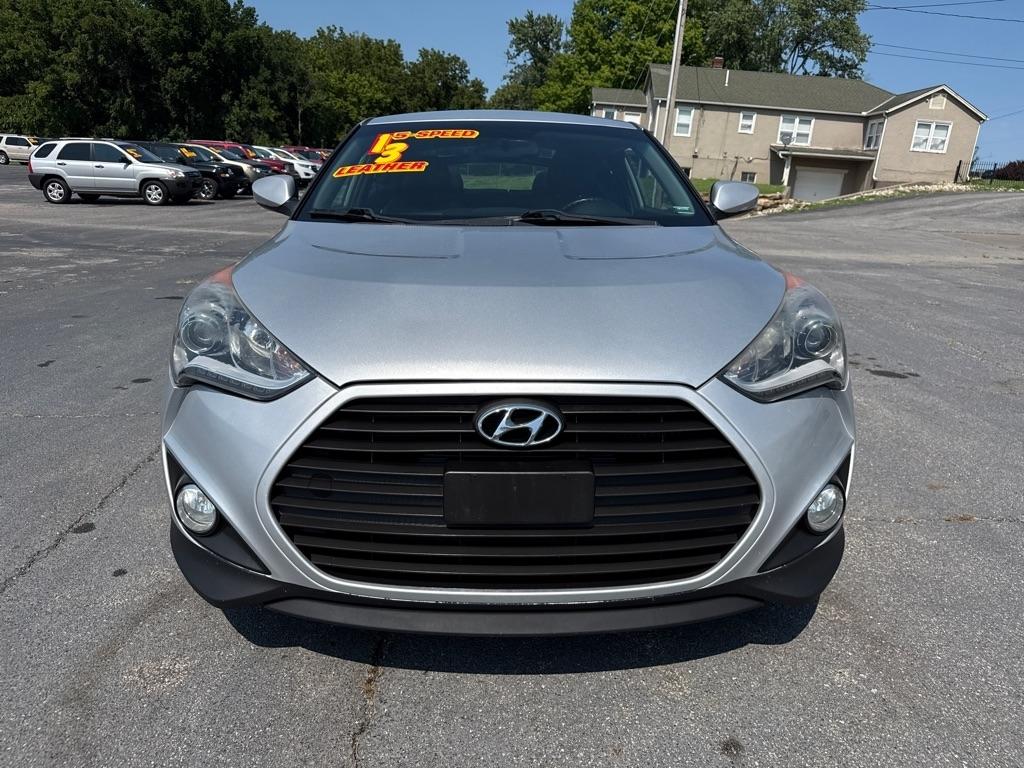 Hyundai Veloster Base 2013