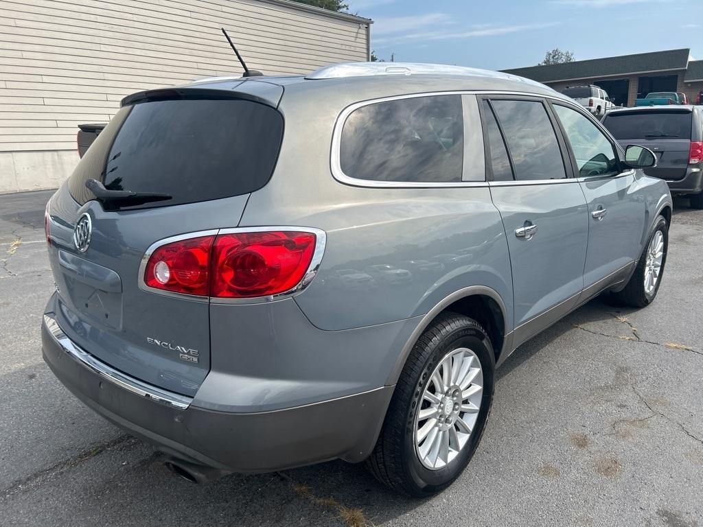 Buick Enclave CXL FWD 2008
