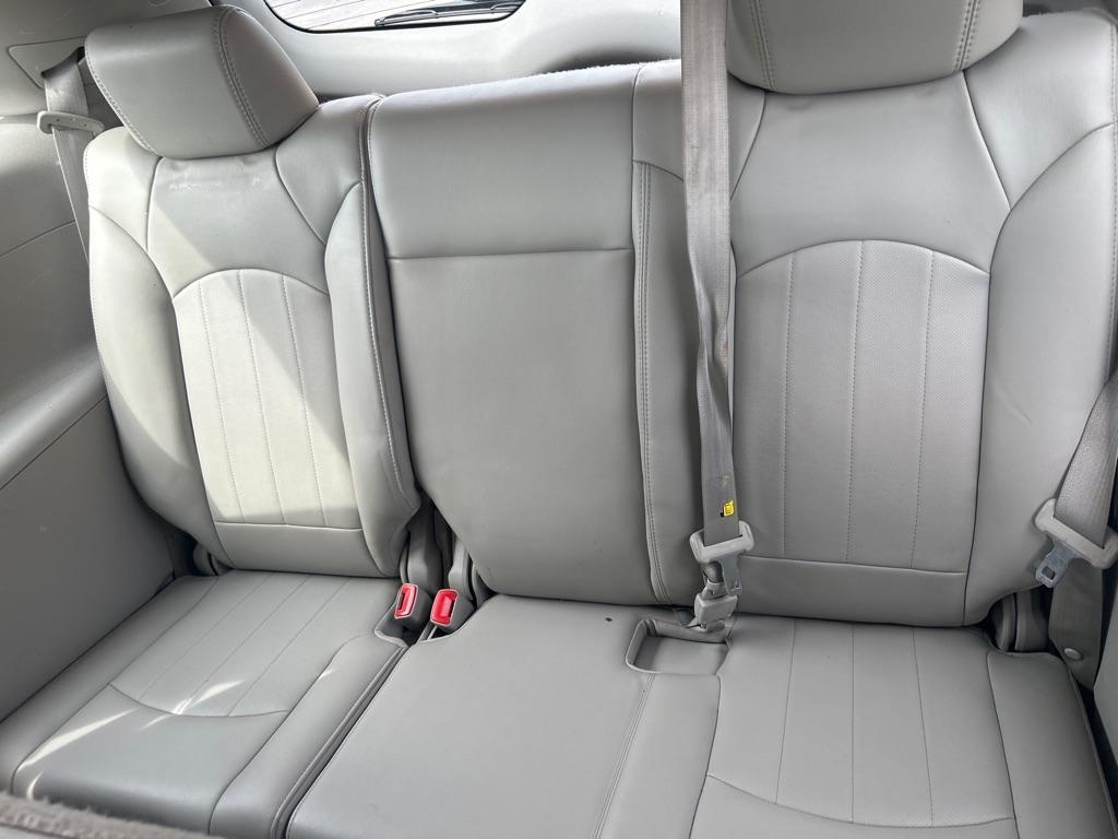 Buick Enclave CXL FWD 2008