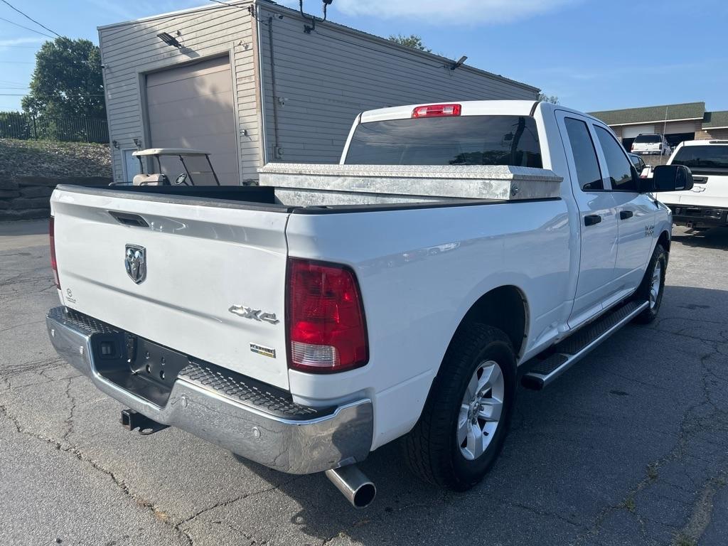 RAM 1500 Tradesman Quad Cab 4WD 2015