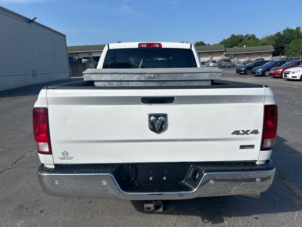 RAM 1500 Tradesman Quad Cab 4WD 2015