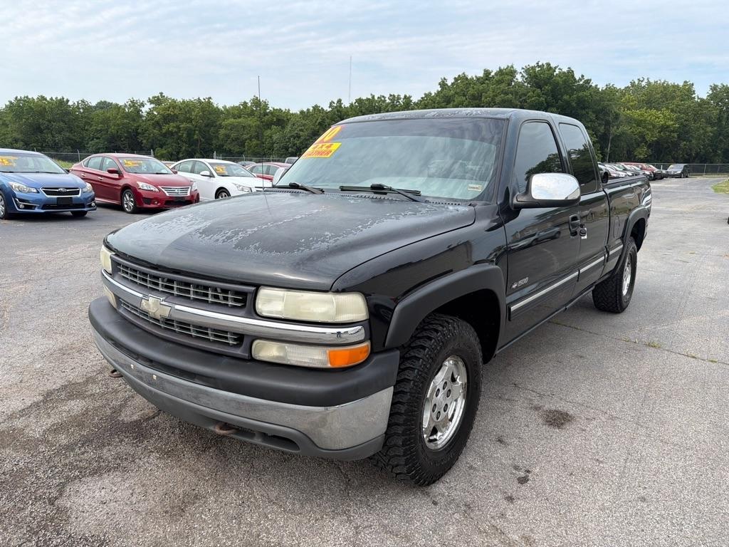 Chevrolet Silverado 1500 LT Ext. Cab 4-Door Long Bed 4WD 2000