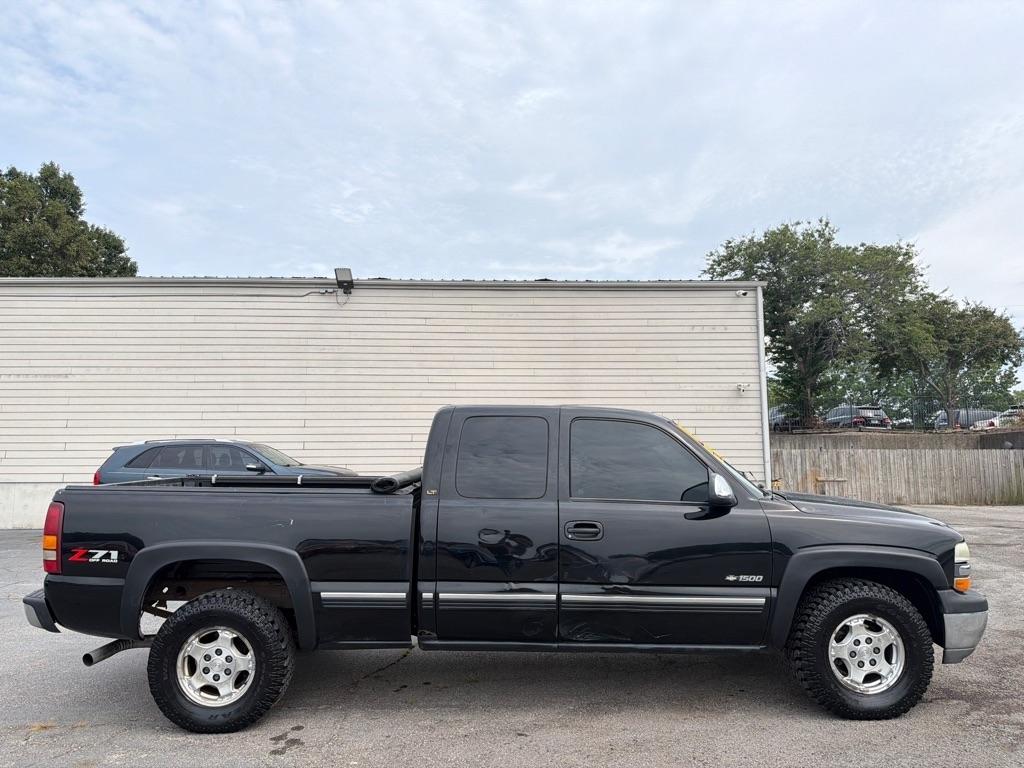 Chevrolet Silverado 1500 LT Ext. Cab 4-Door Long Bed 4WD 2000