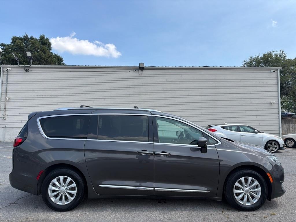 Chrysler Pacifica Touring-L 2019