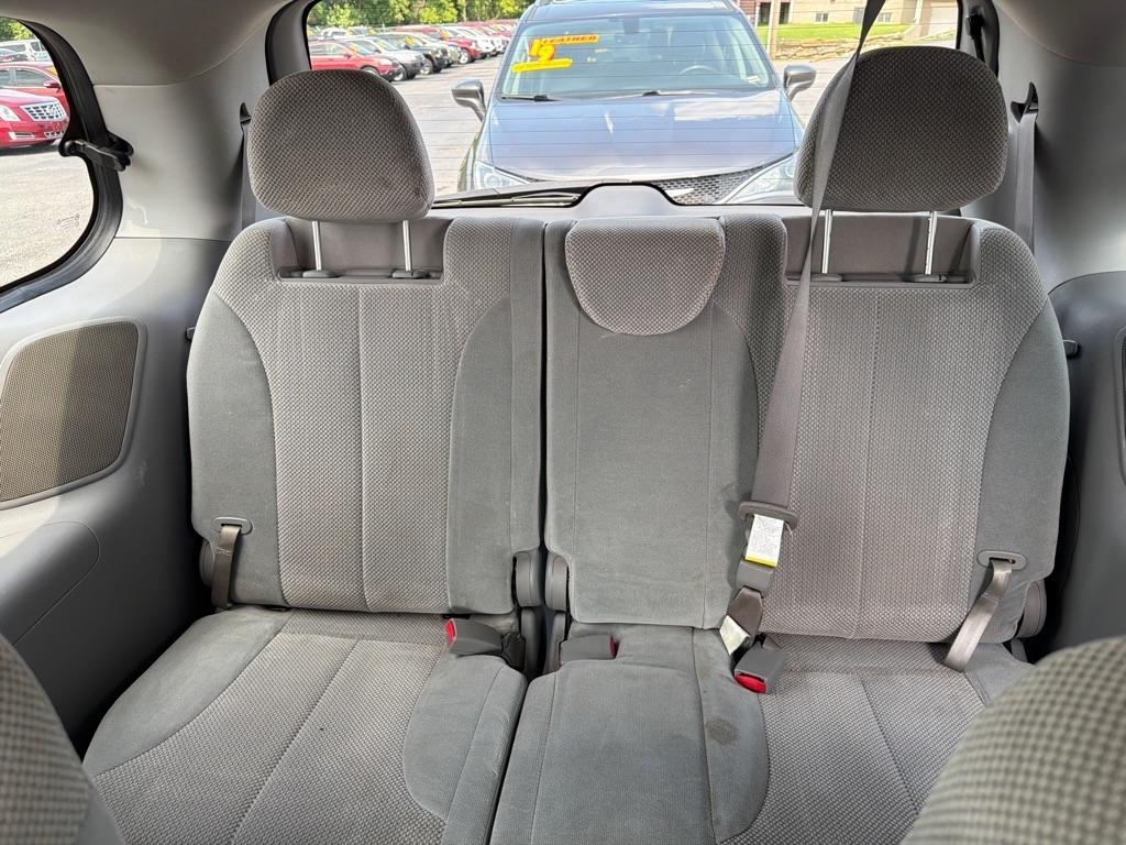 Kia Sedona EX LWB 2012