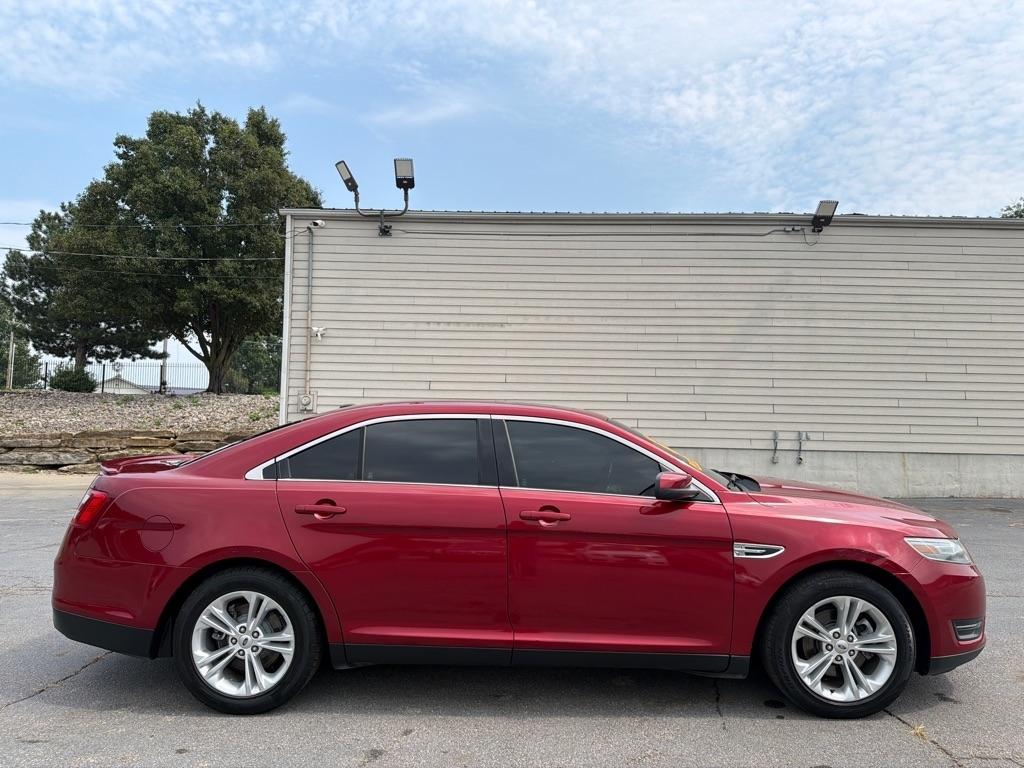 Ford Taurus SEL FWD 2014