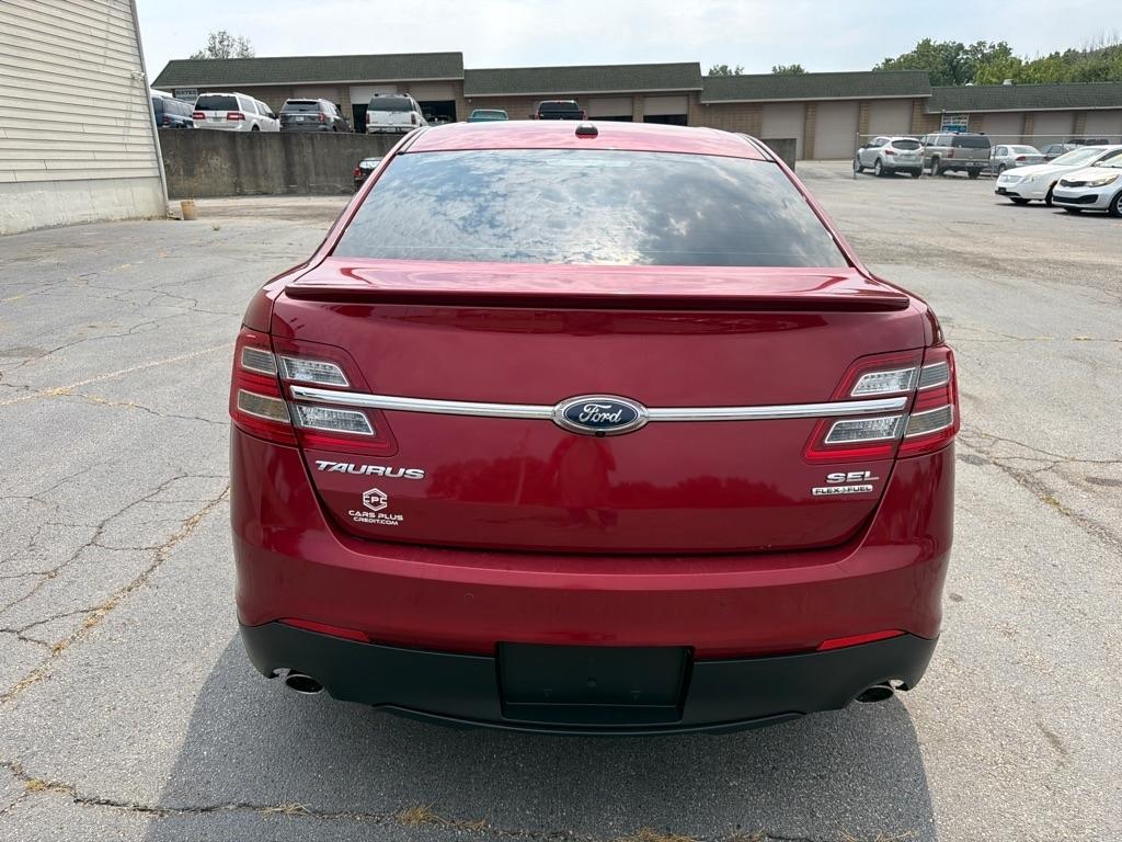 Ford Taurus SEL FWD 2014