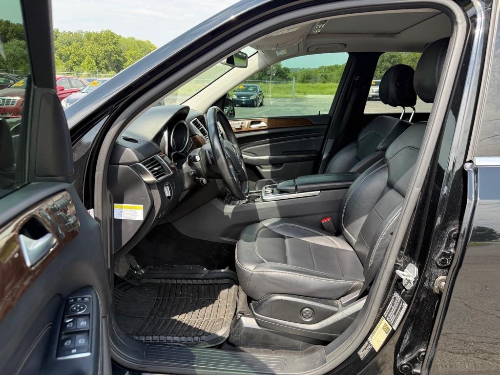Mercedes-Benz M-Class ML350 4MATIC 2012