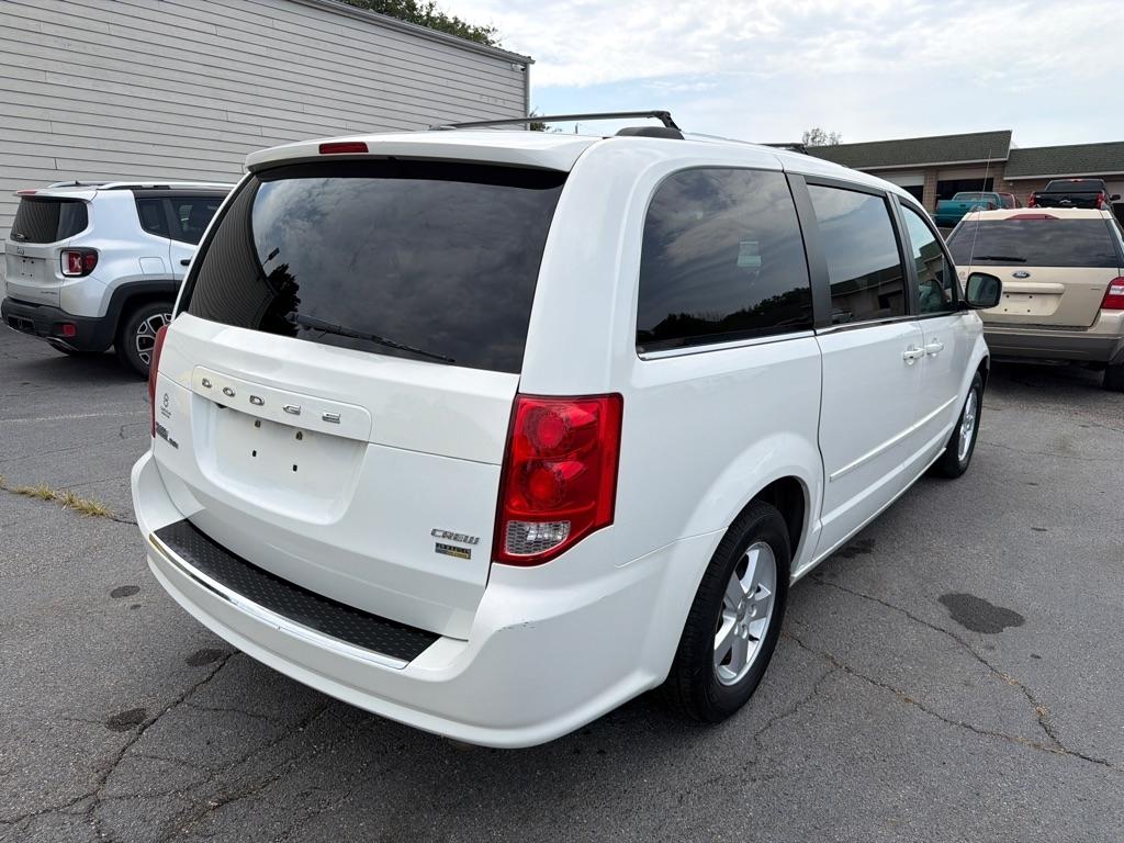 Dodge Grand Caravan Crew 2011
