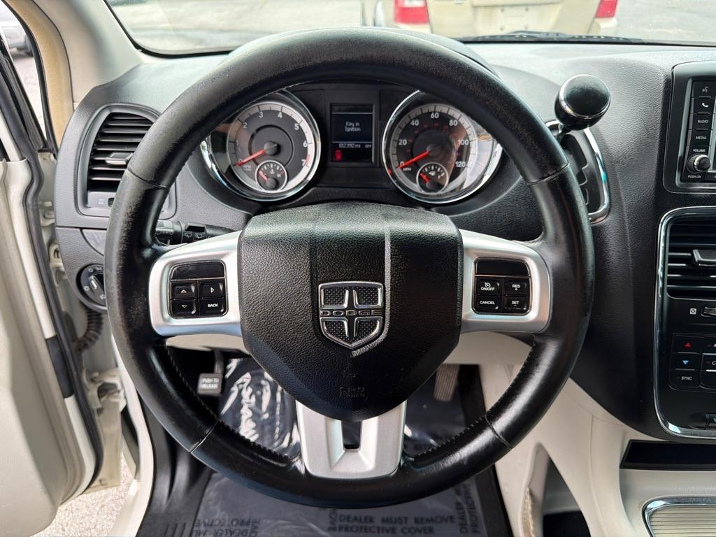 Dodge Grand Caravan Crew 2011