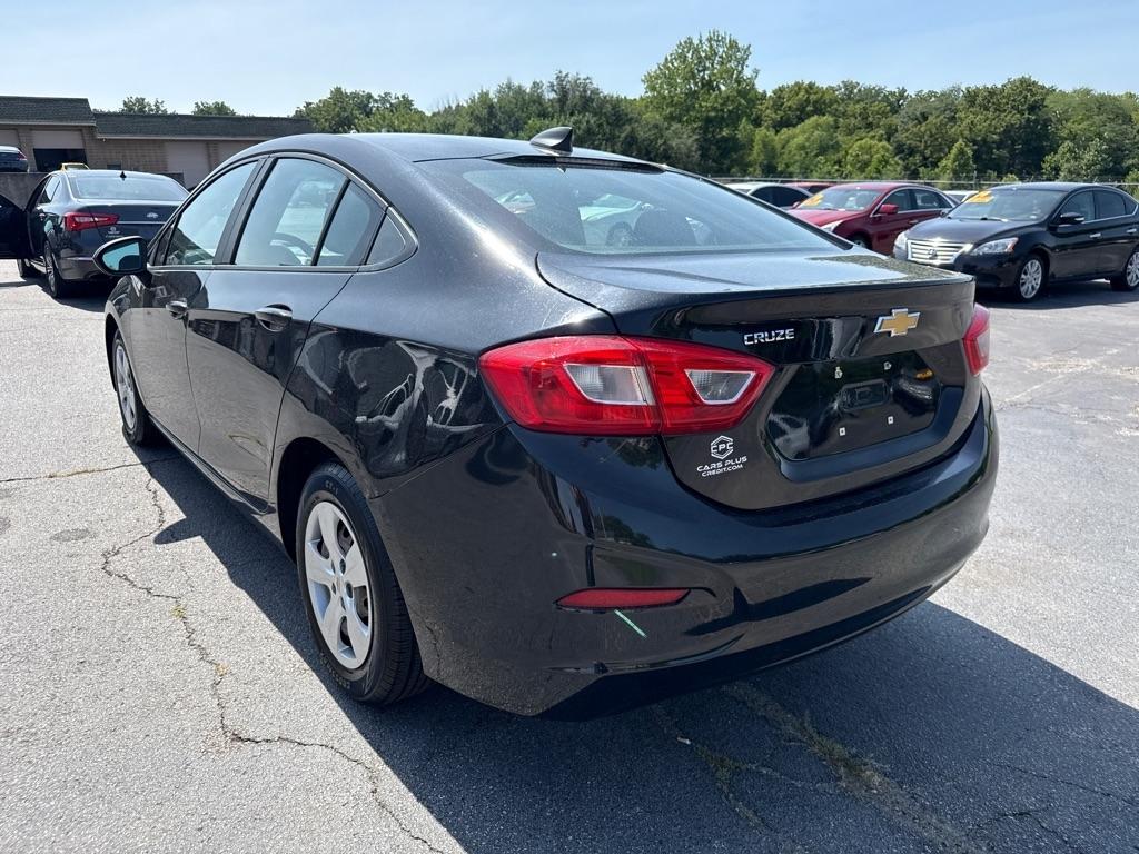 Chevrolet Cruze LS Auto 2017