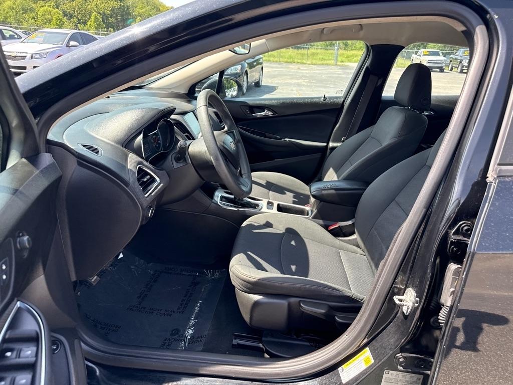 Chevrolet Cruze LS Auto 2017