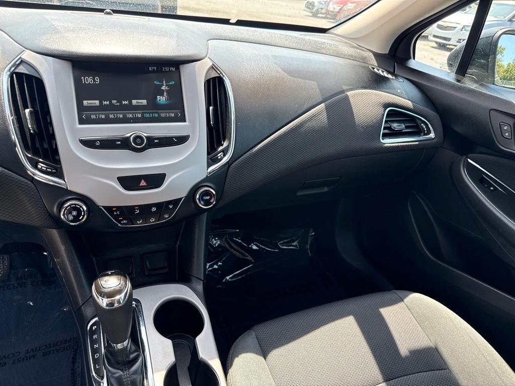 Chevrolet Cruze LS Auto 2017