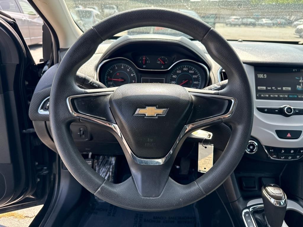 Chevrolet Cruze LS Auto 2017
