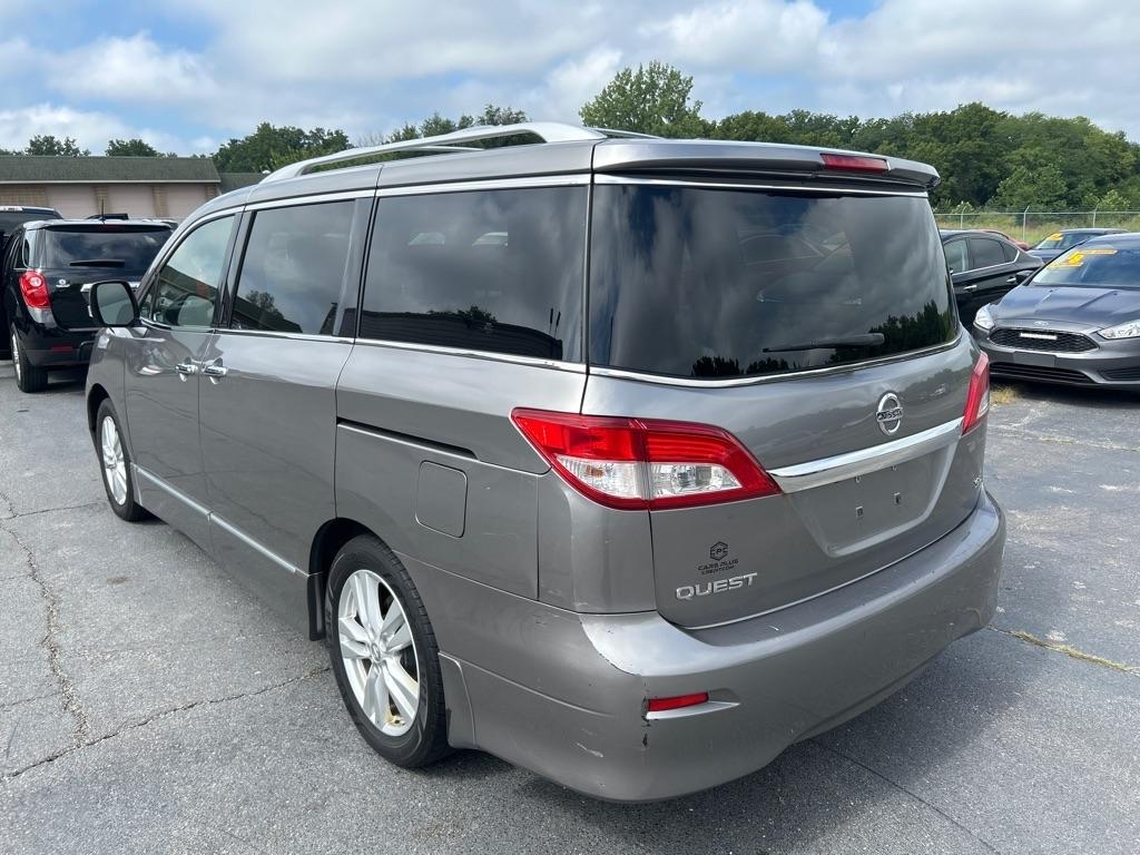 Nissan Quest 3.5 S 2012