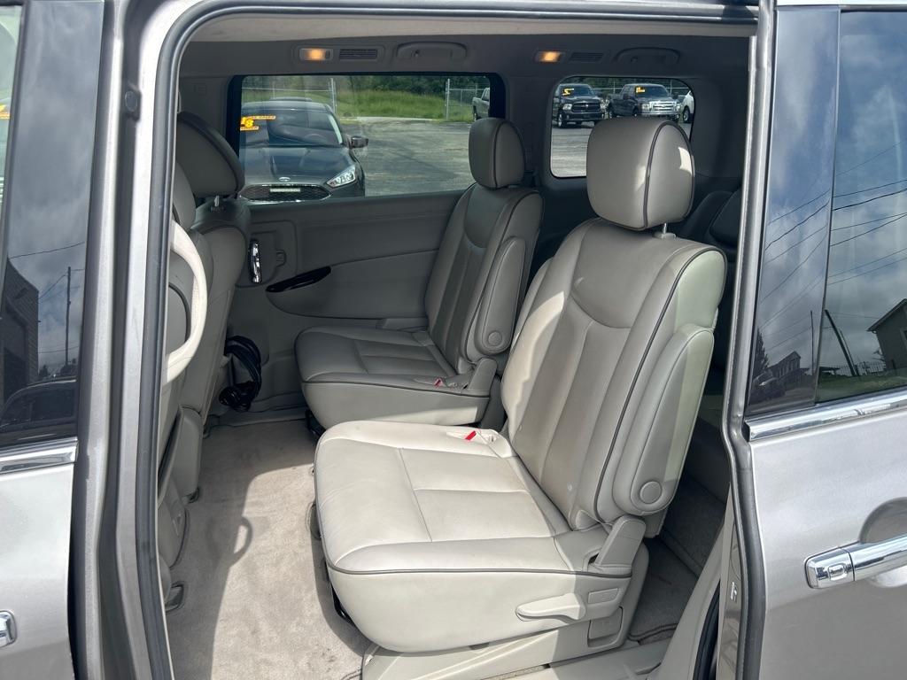 Nissan Quest 3.5 S 2012