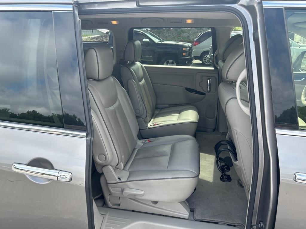 Nissan Quest 3.5 S 2012